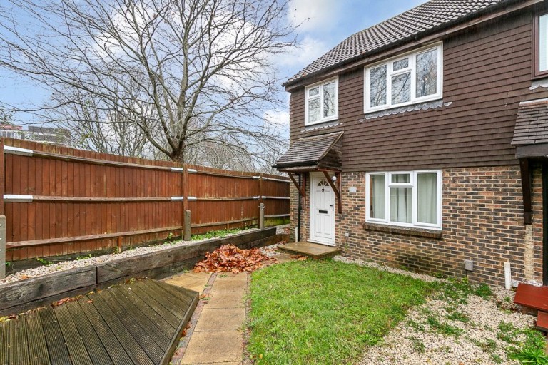West Green, CRAWLEY, West Sussex