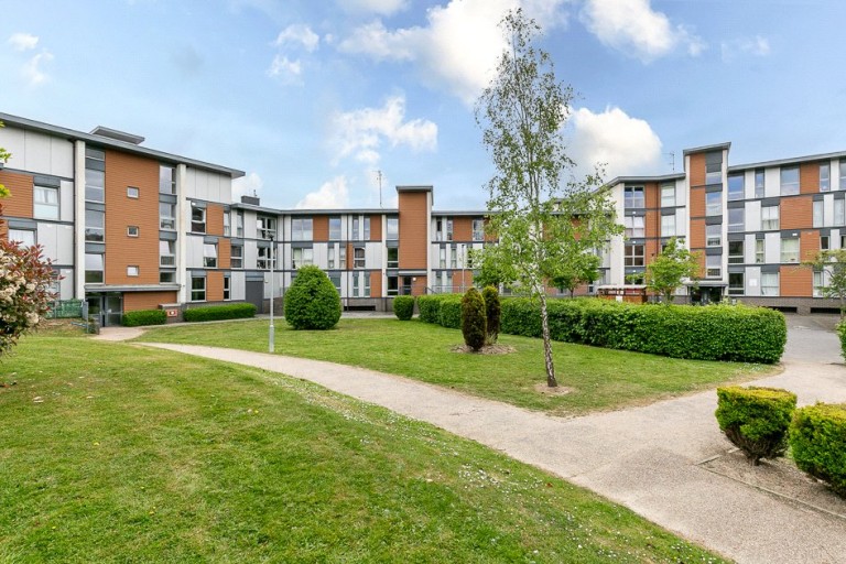 Commonwealth Drive, Crawley, West Sussex