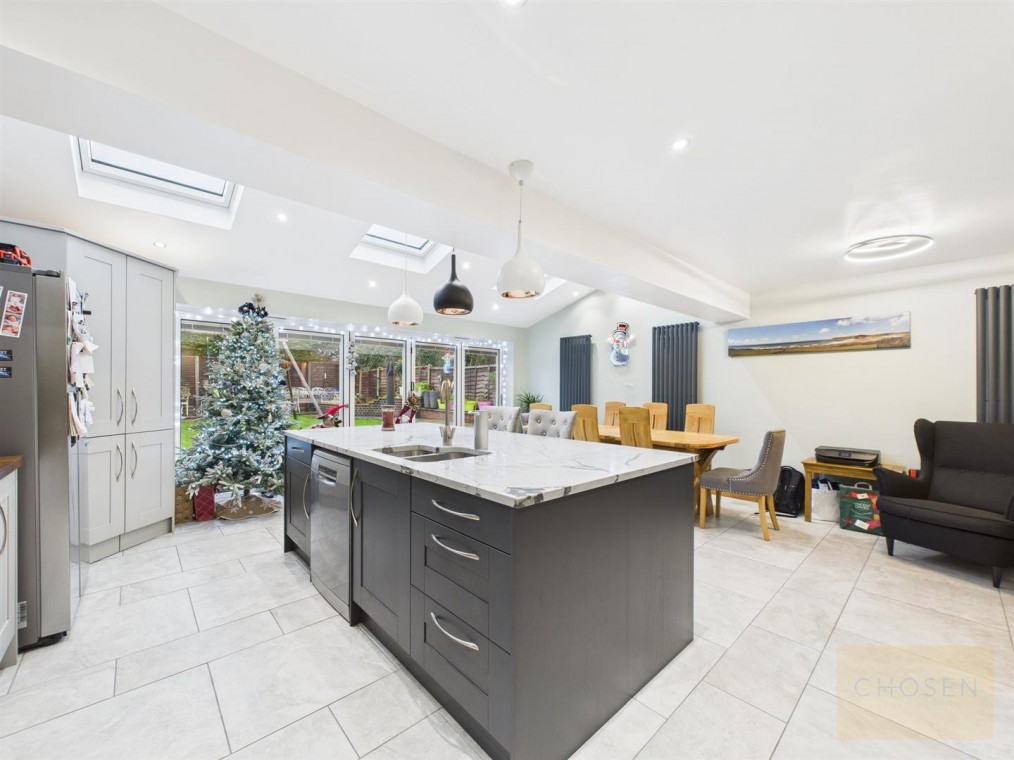 Fircroft Close, Hucclecote, Gloucester