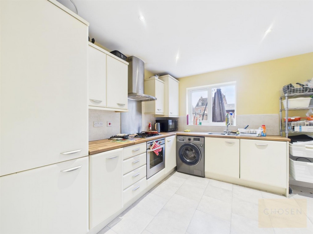 Thatcham Avenue Kingsway, Quedgeley, Gloucester