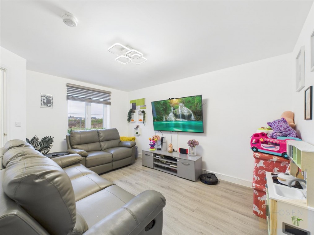 Challenger Road, Innsworth, Gloucester