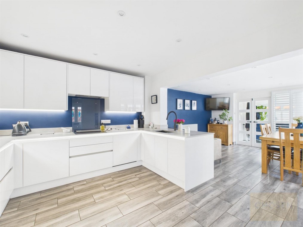 Far Sandfield, Churchdown, Gloucester