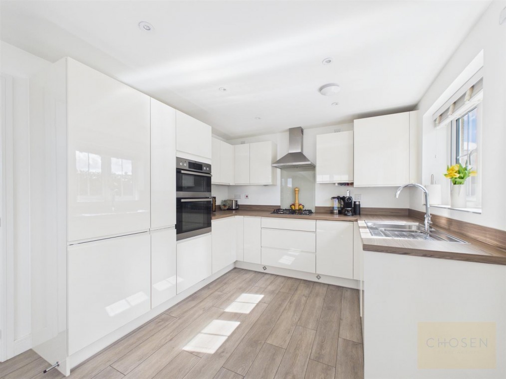Birdwood Crescent, Brockworth, Gloucester