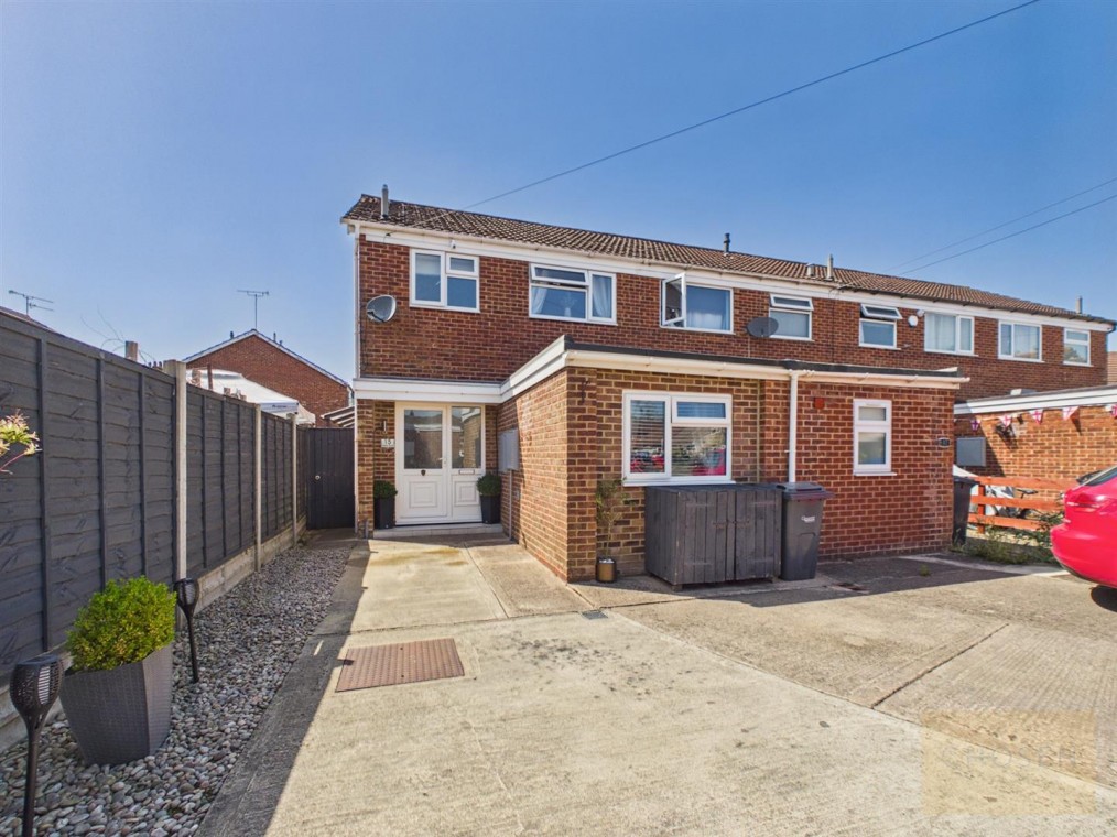 Holly End, Quedgeley, Gloucester