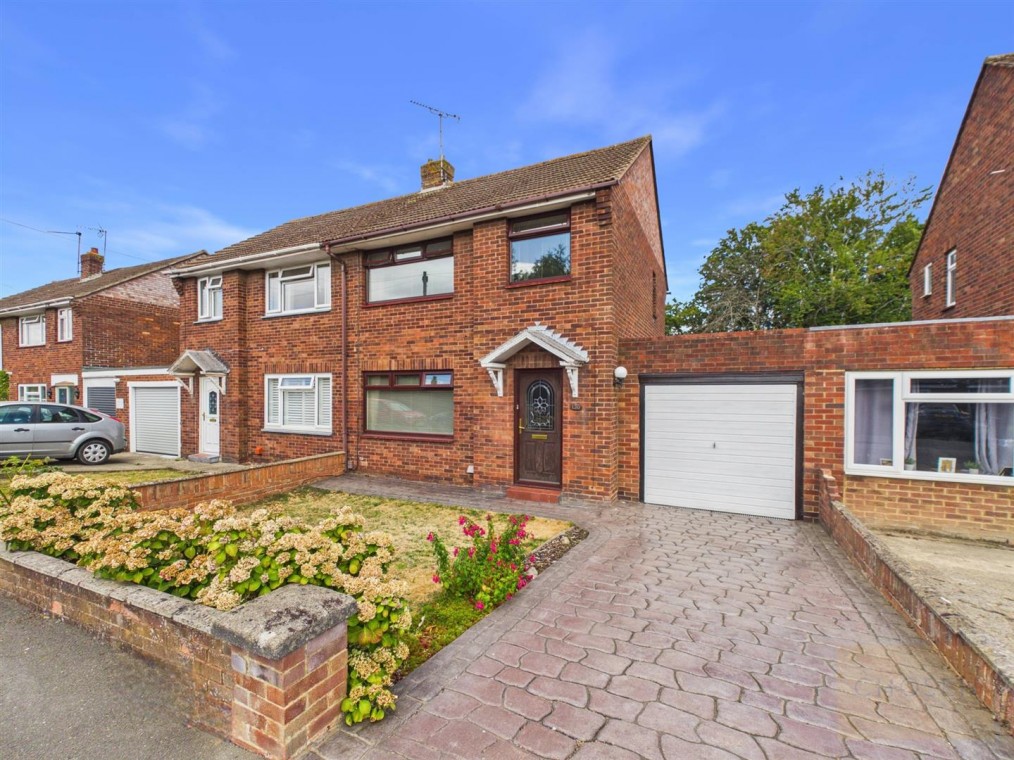 Lavington Drive, Longlevens, Gloucester