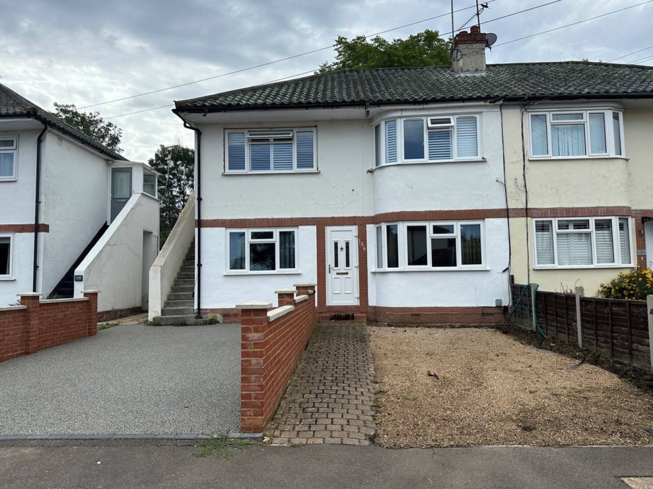 Station Avenue, Epsom
