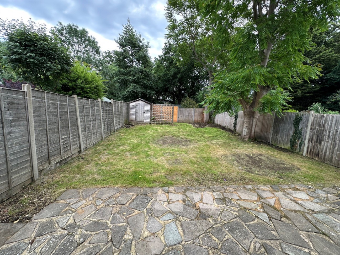 Station Avenue, Epsom
