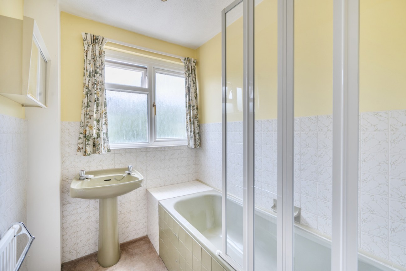 Groveside Close, Bookham