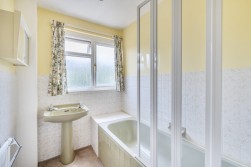 Groveside Close, Bookham