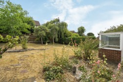 Groveside Close, Bookham