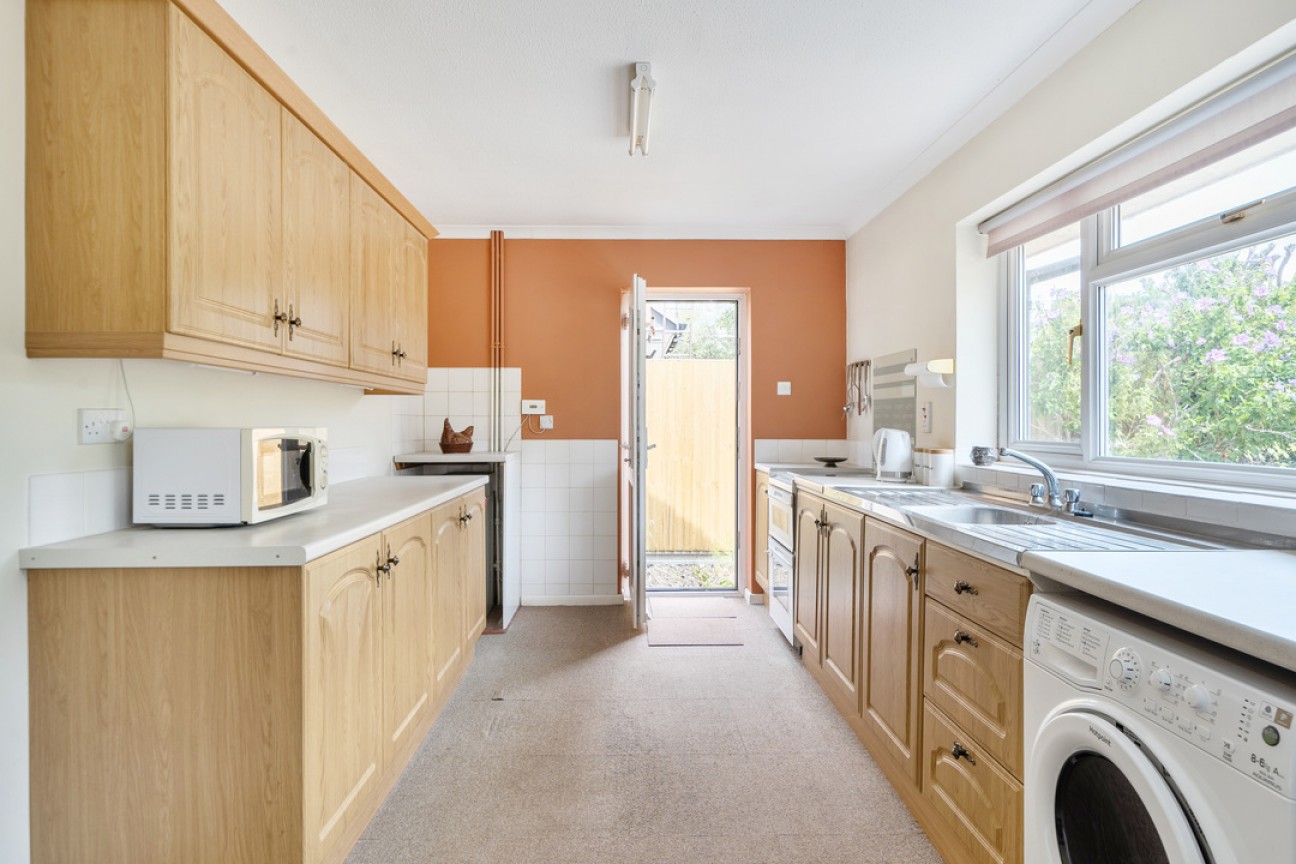 Groveside Close, Bookham
