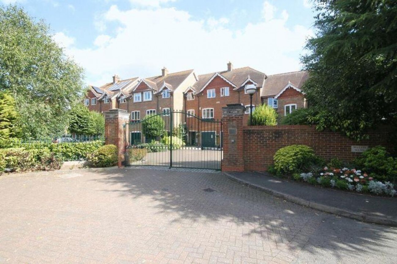 LEATHERHEAD