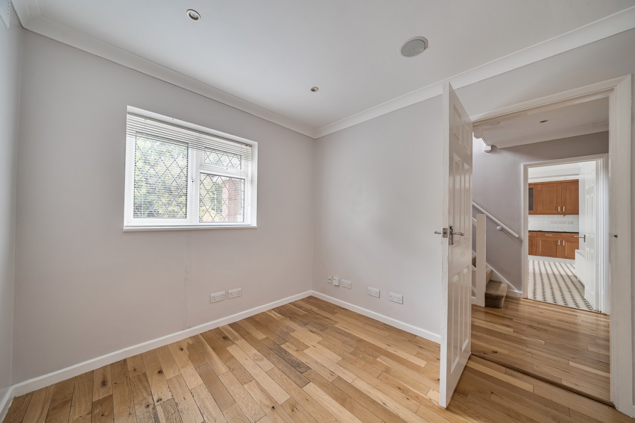 Cuddington Way, South Cheam