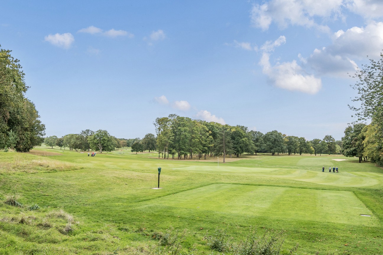 Cuddington Way, South Cheam