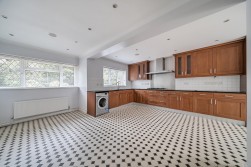 Cuddington Way, South Cheam