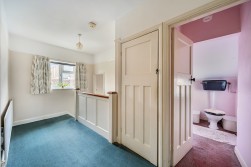 Randalls Road, Leatherhead