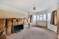 Randalls Road, Leatherhead