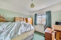 Randalls Road, Leatherhead