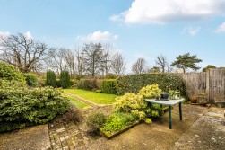 Randalls Road, Leatherhead