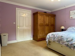 Epsom Road, Leatherhead
