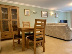 Epsom Road, Leatherhead