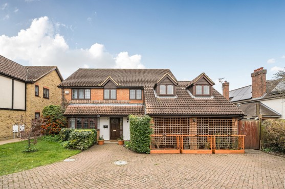 Eastwick Road, Bookham