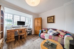 Eastwick Road, Bookham