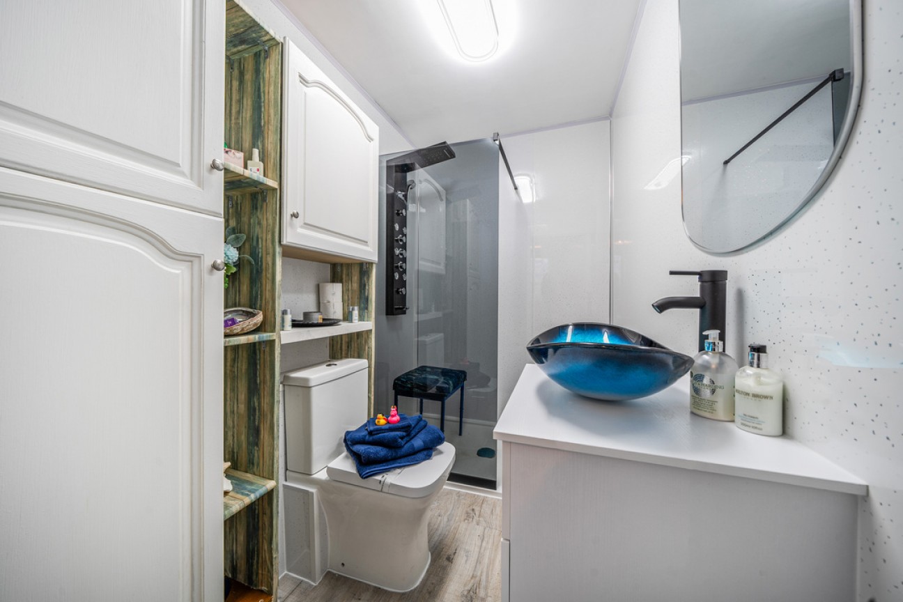 Eastwick Road, Bookham