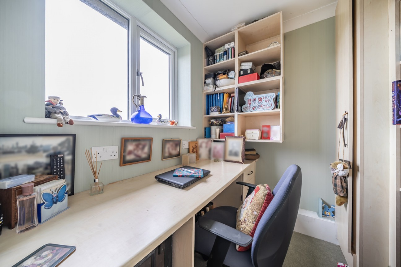 Eastwick Road, Bookham