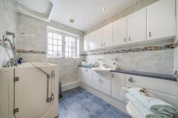 Eastwick Road, Bookham