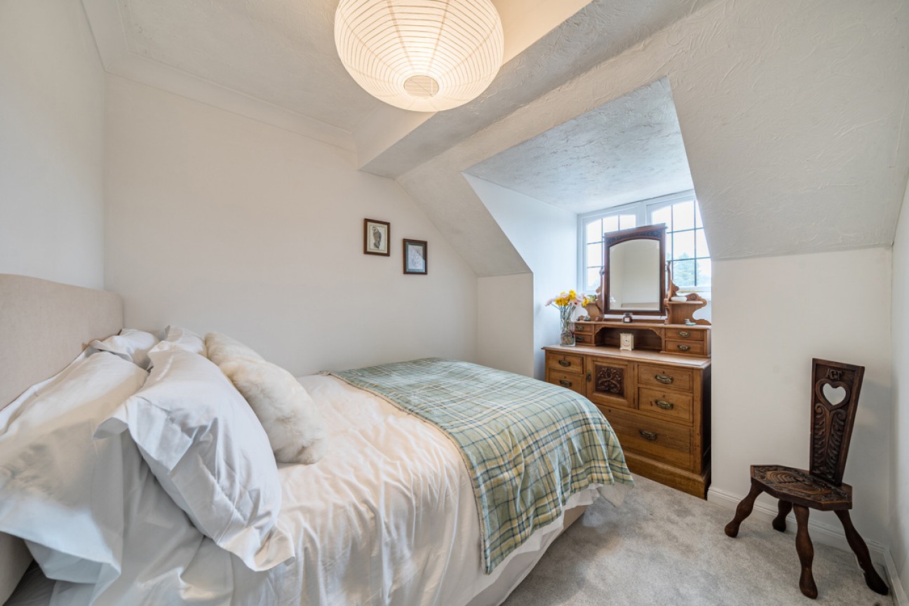 Eastwick Road, Bookham