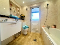 Eastwick Road, Bookham