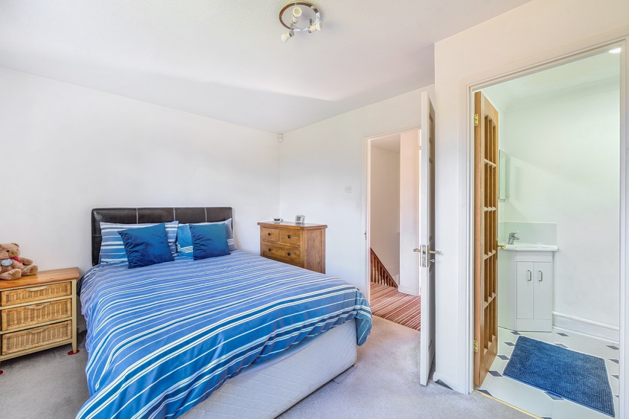 Hatherwood, Leatherhead