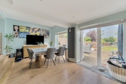 Cobham Road, Fetcham