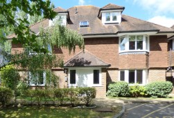 LEATHERHEAD