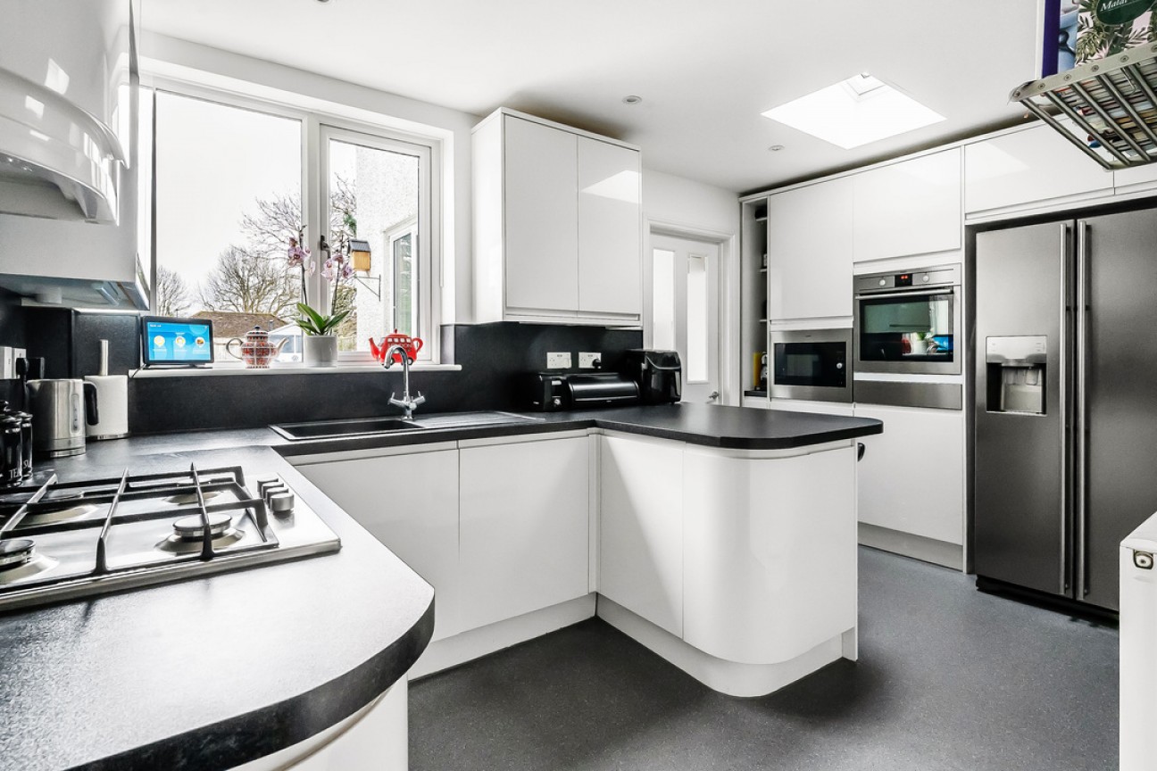 Cleeve Road, Leatherhead