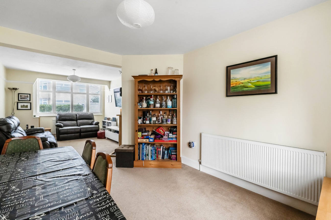 Cleeve Road, Leatherhead