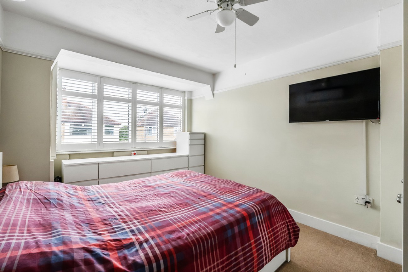 Cleeve Road, Leatherhead