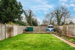 Cleeve Road, Leatherhead