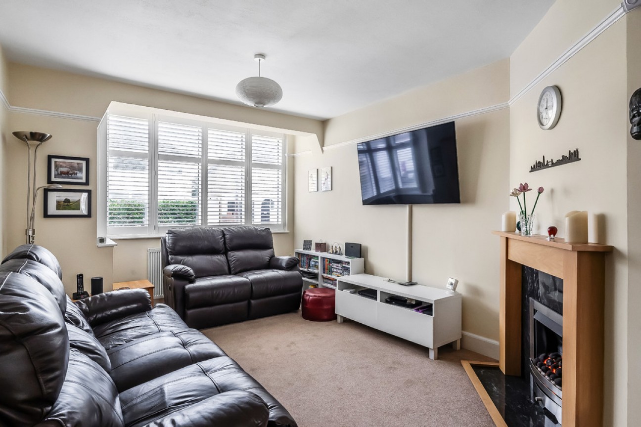Cleeve Road, Leatherhead
