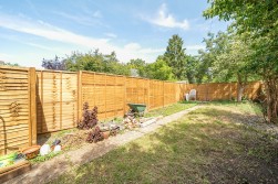 St Johns Road, Leatherhead