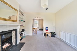 St Johns Road, Leatherhead
