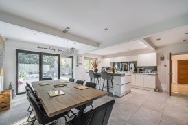 St. Nicholas Hill, Leatherhead