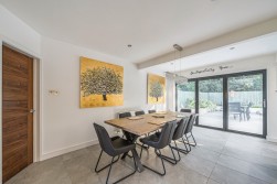 St. Nicholas Hill, Leatherhead