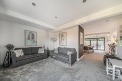 St. Nicholas Hill, Leatherhead