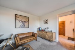 St. Nicholas Hill, Leatherhead