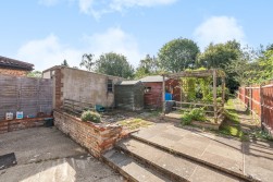 Lodge Road, Fetcham