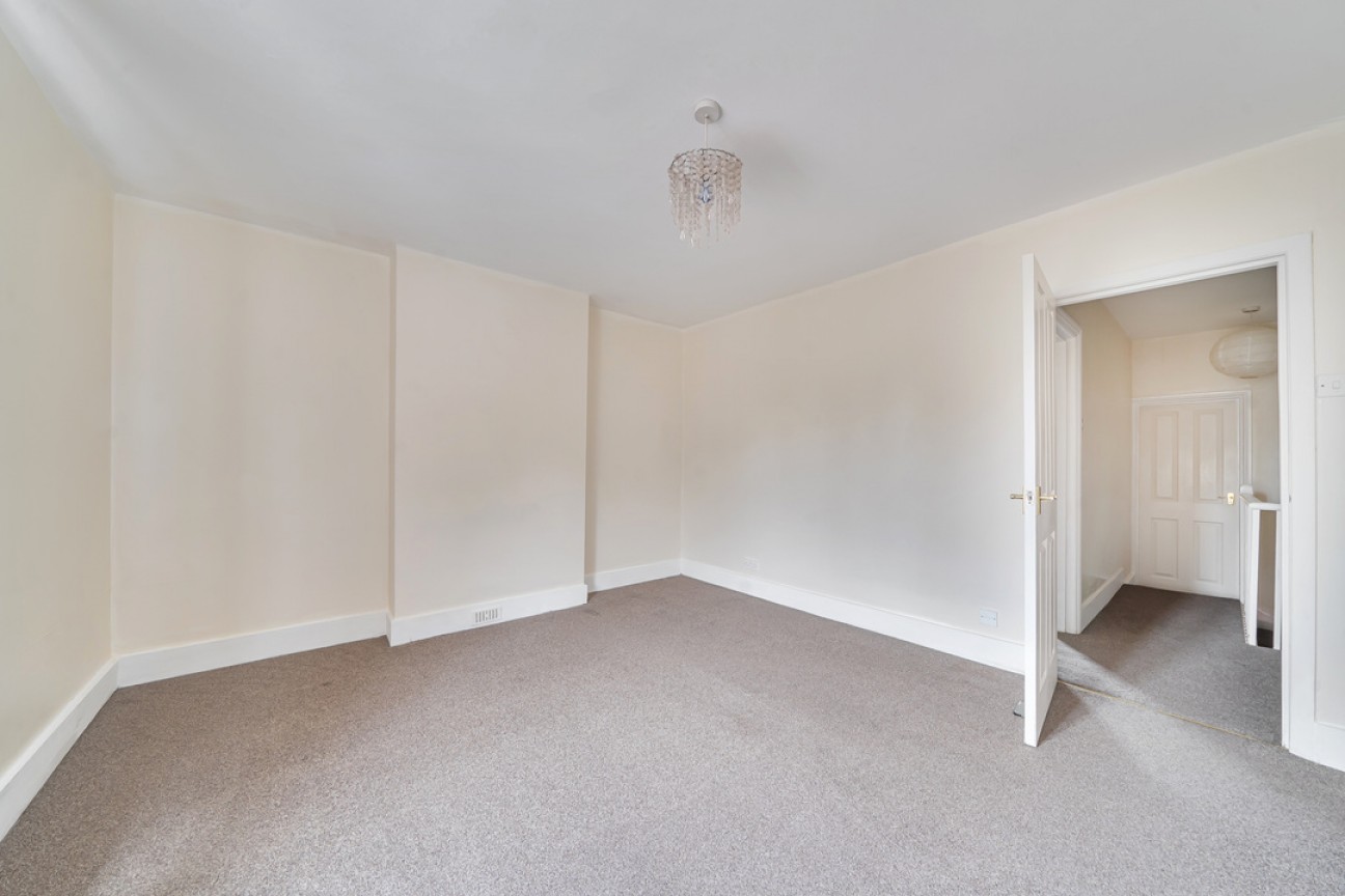 St. Johns Road, Leatherhead