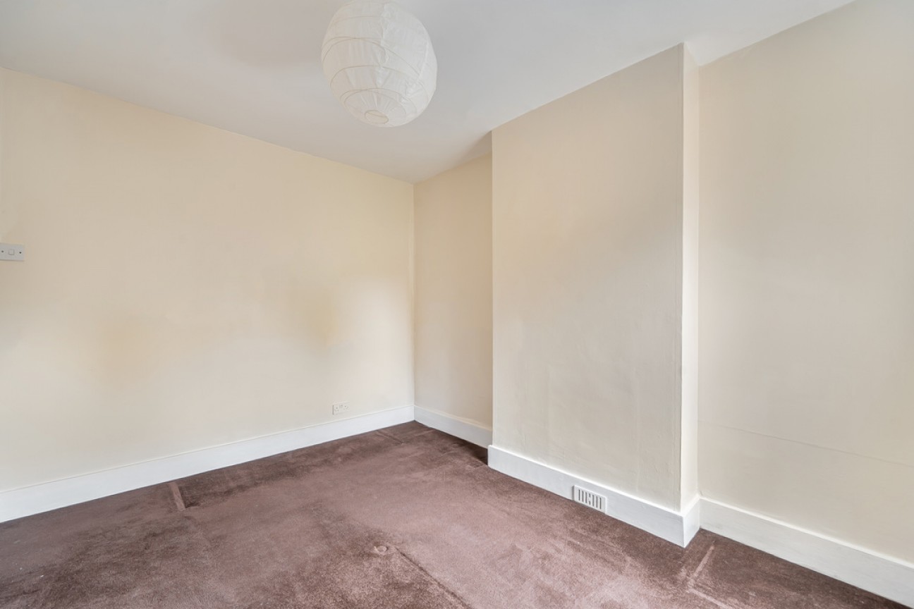 St. Johns Road, Leatherhead