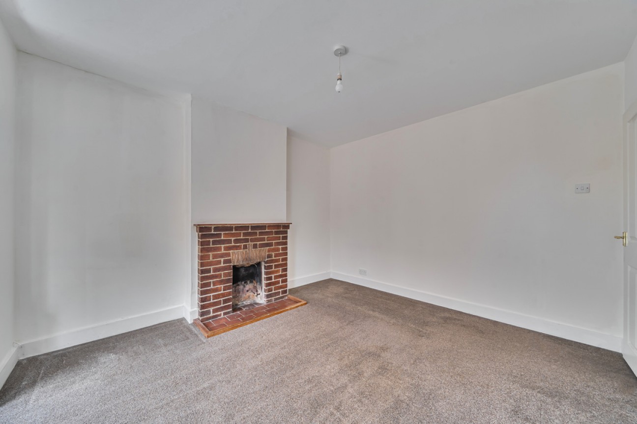 St. Johns Road, Leatherhead